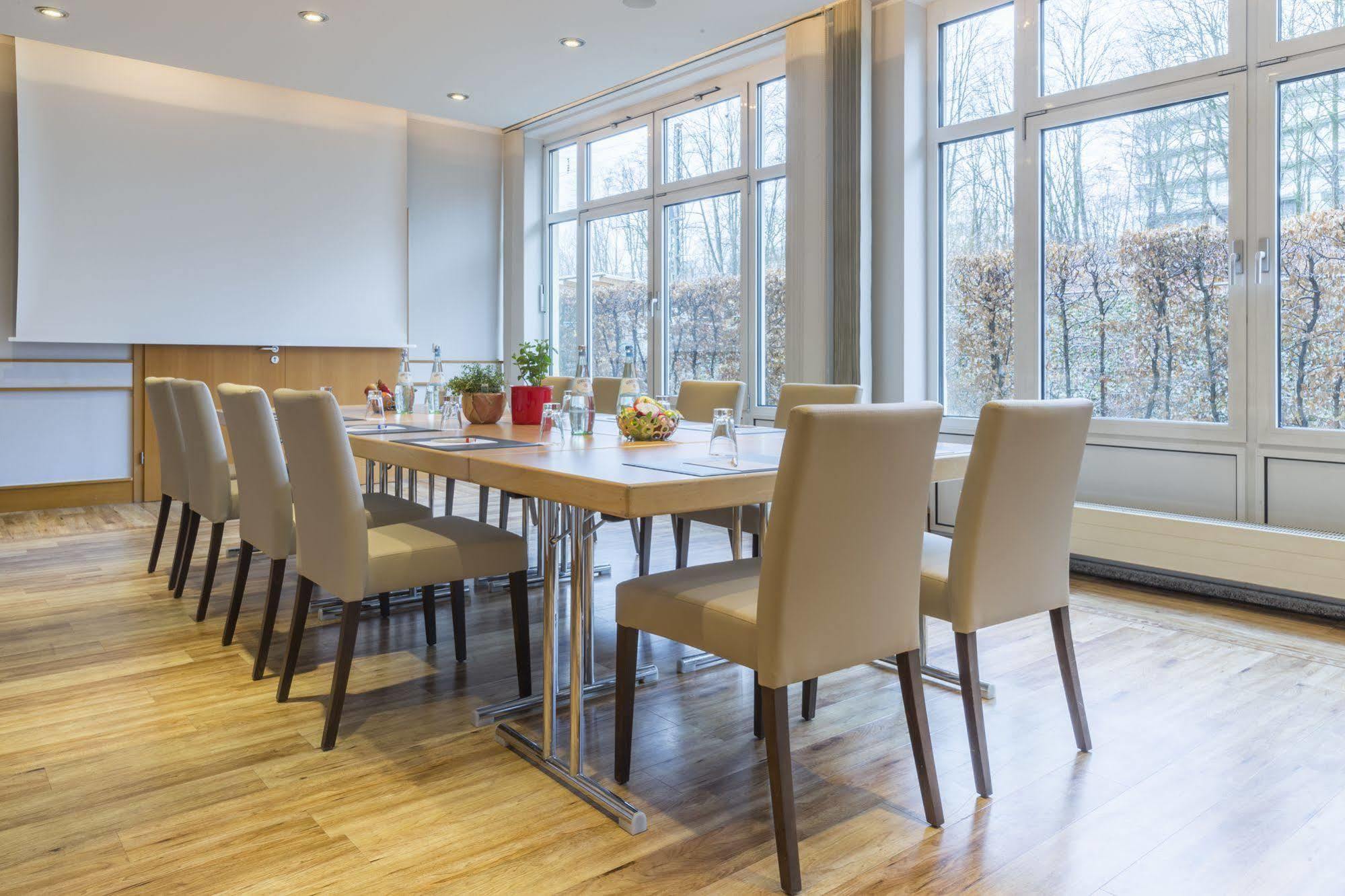 Ana Living Munich By Arthotel Ana ภายนอก รูปภาพ